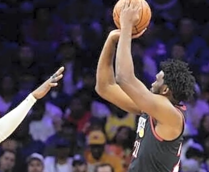 jj-redick-menyukai-penampilan-deandre-ayton