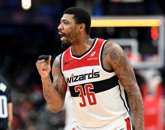 marcus-smart-dipuji-pemain-hebat-dalam-bertahan