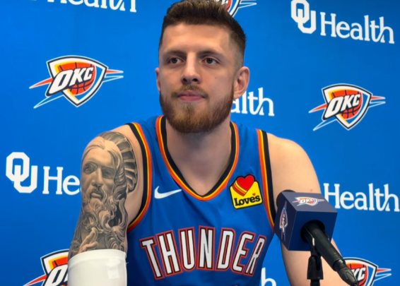 isaiah-hartenstein-memuji-perkembangan-chet-holmgren