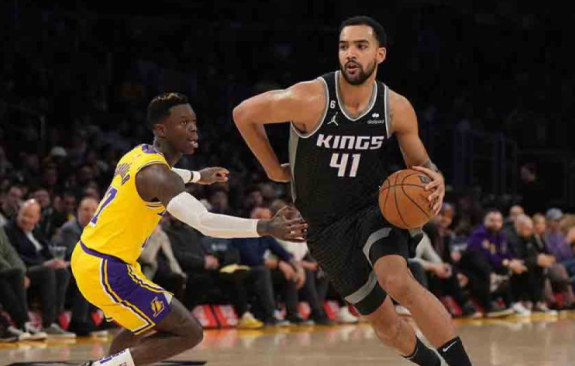 dennis-schoroder-jadi-pemain-penentu