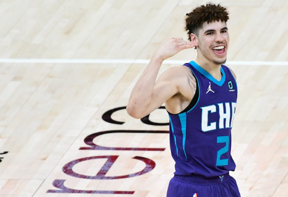 selebrasi-basket-yang-berujung-technical-foul