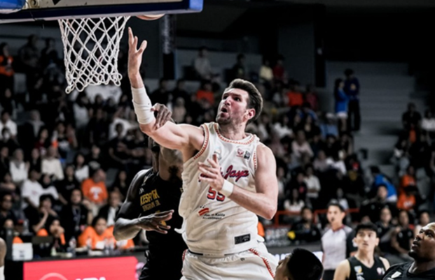 pjb-berhasil-hancurkan-tim-kbs