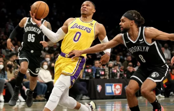 Lakers vs Nets: LeBron & AD Siap Bangkit