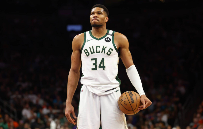 Rumor Giannis ke Knicks & Warriors Semakin Panas